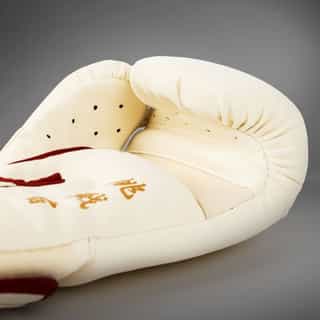 boksovi rykavici venum serpenti ivory burgundy 3 боксови ръкавици venum serpenti ivory/burgundy 1