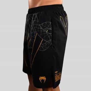 shorti venum serpenti training shorts – black silver gold 3 shorti venum serpenti training shorts - black/silver/gold 3