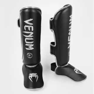 protektori za kraka venum challenger black silver (2) протектори за крака venum challenger black/silver 2